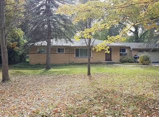 1175 W South Blvd, Troy, MI 48098