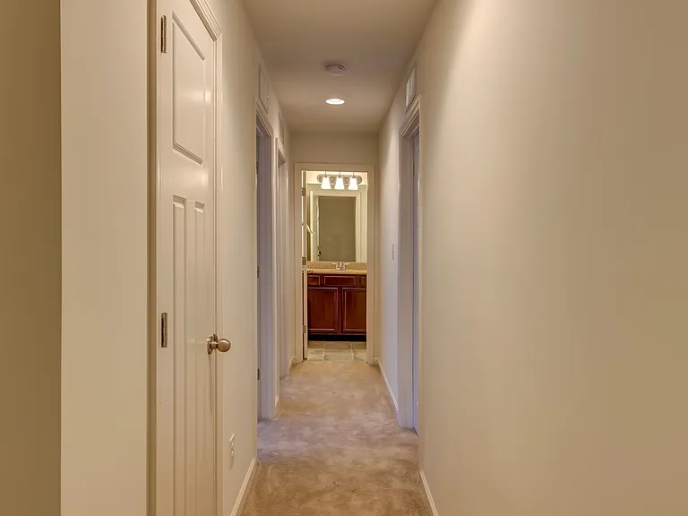 The Townhomes at Glasford Square — Photo 16