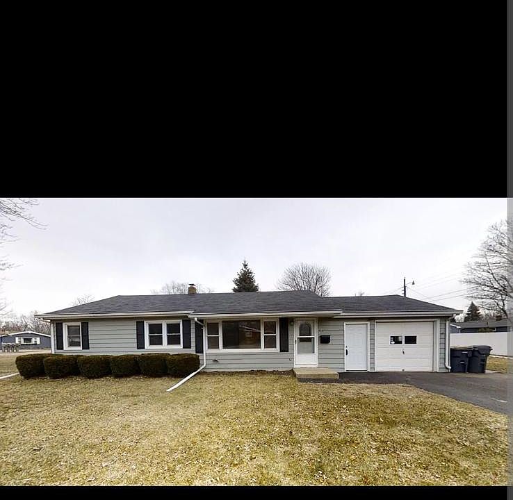 1st image of 760 Sheridan Rd