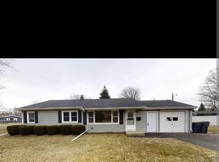 760 Sheridan Rd, Saint Joseph, MI 49085