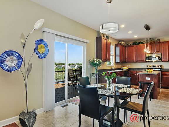 Kitchen / Breakfast Room