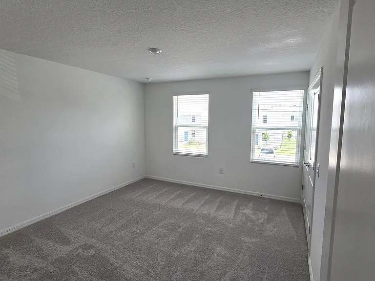 2878 Skyline Loop — Photo 14