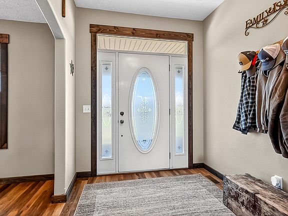 4th image of 8467 W Farm Road 148