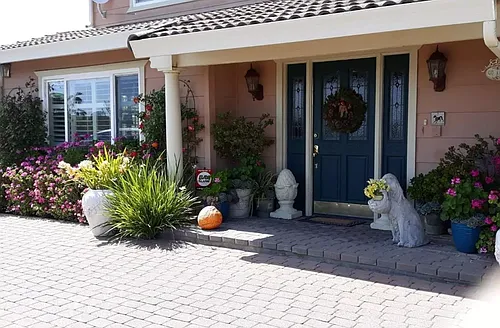 1200 Dealy Ln Photo 1