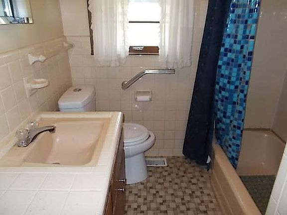 4th image of 269 Dogwood Ln