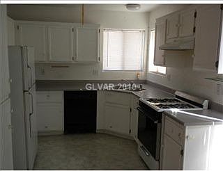 5th image of 3831 Climbing Fern Way
