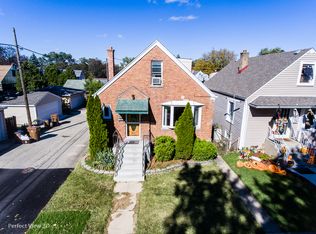 8742 Lyndale St, River Grove, IL 60171