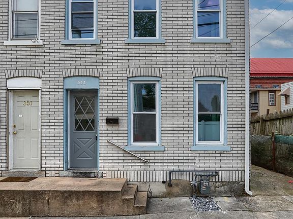 2nd image of 333 Hornet St