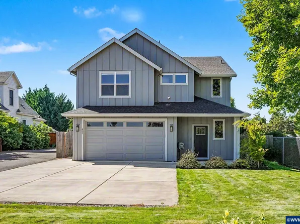 433 Grant St, Silverton, OR 97381