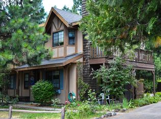 204 E Hinckley St, Mount Shasta, CA 96067