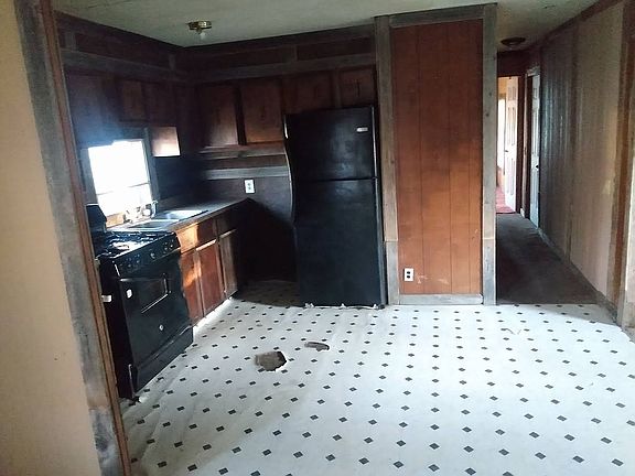 2nd image of 1005 Bullock Ave