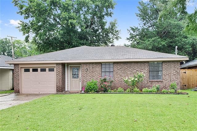 1st image of 208 Janet Dr
