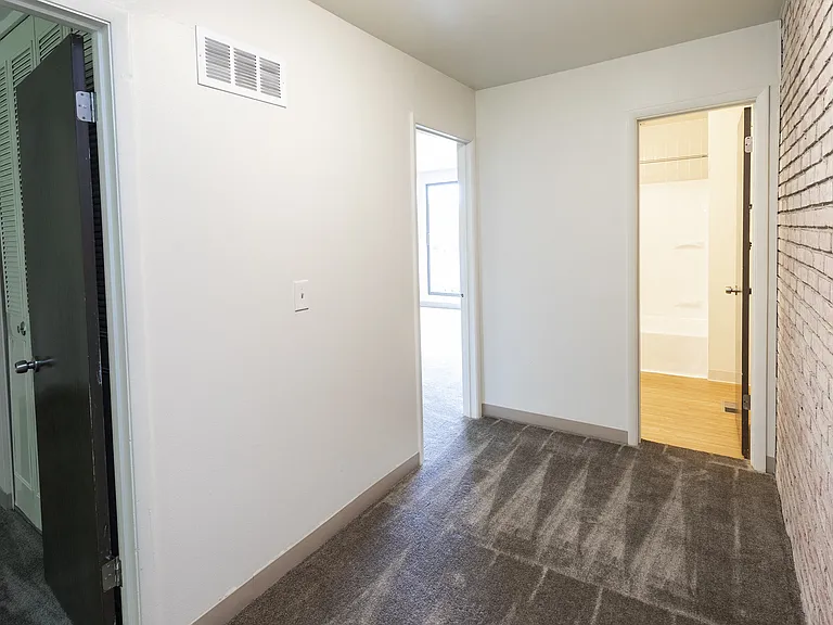 White Oak Village: Townhomes