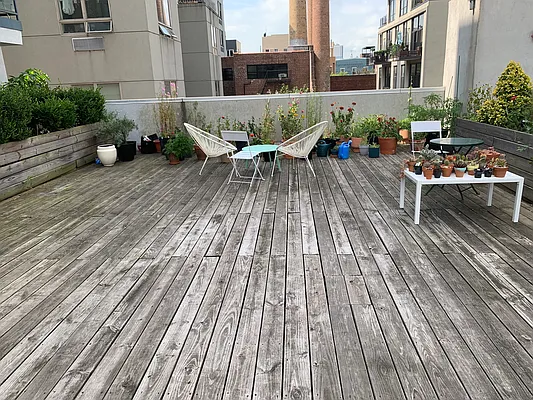 Rented by Flatiron Real Estate Advisors LLC | media 21