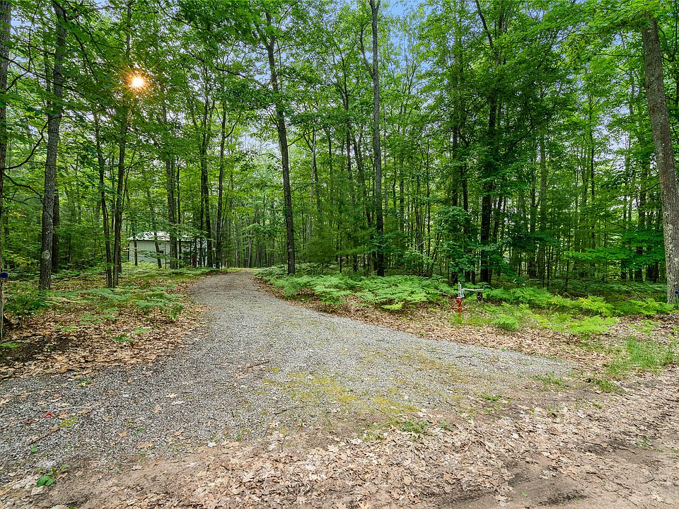 1st image of 2212 Red Oak Trl
