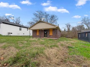 1656 Barton St, Memphis, TN 38106