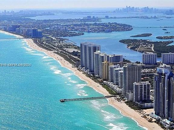 3rd image of 1830 Ocean Dr #Cu-4007