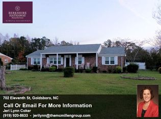 702 11th St, Goldsboro, NC 27530