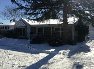 6859 Elizabeth Lake Rd, Waterford, MI 48327