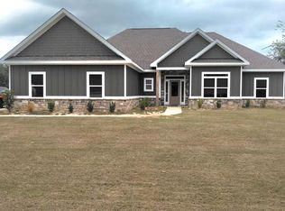 152 McLendon Rd, Fort Mitchell, AL 36856