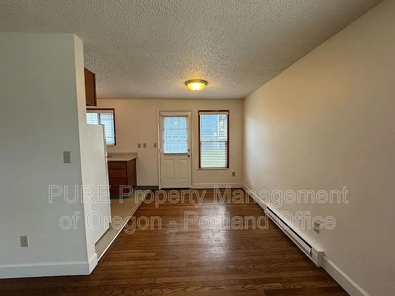307 N Mason St — Photo 6