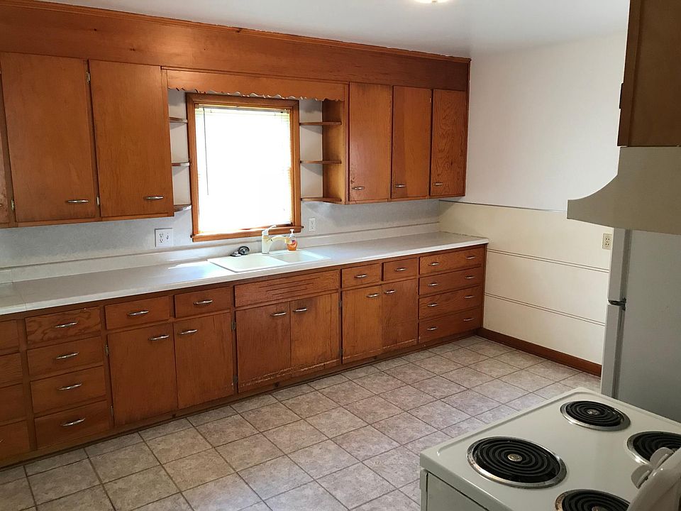 315 S Clark St, Paullina, IA 51046 Zillow