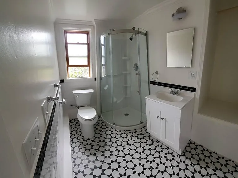 991 Innes Ave — Photo 4