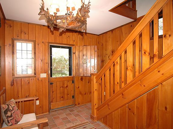 2nd image of 2052 Lakeside Dr W