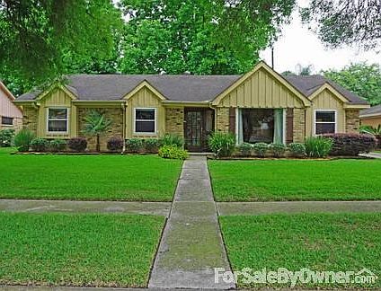 Curb Appeal! - Green and Lush