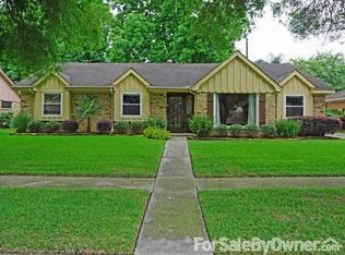 5827 Rutherglenn Dr, Houston, TX 77096