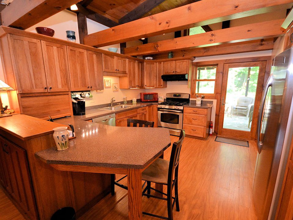 1858 Pilot Knob Rd, Kattskill Bay, NY 12844 | Zillow