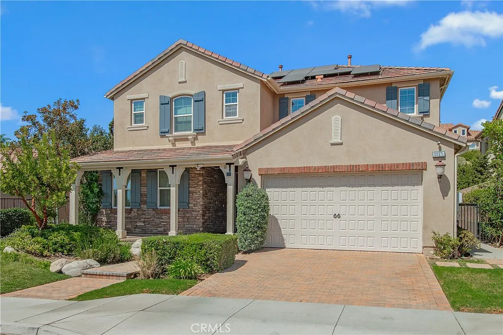4 bed, 3.5 bath, 3312 sqft, $4,800 — Photo 3