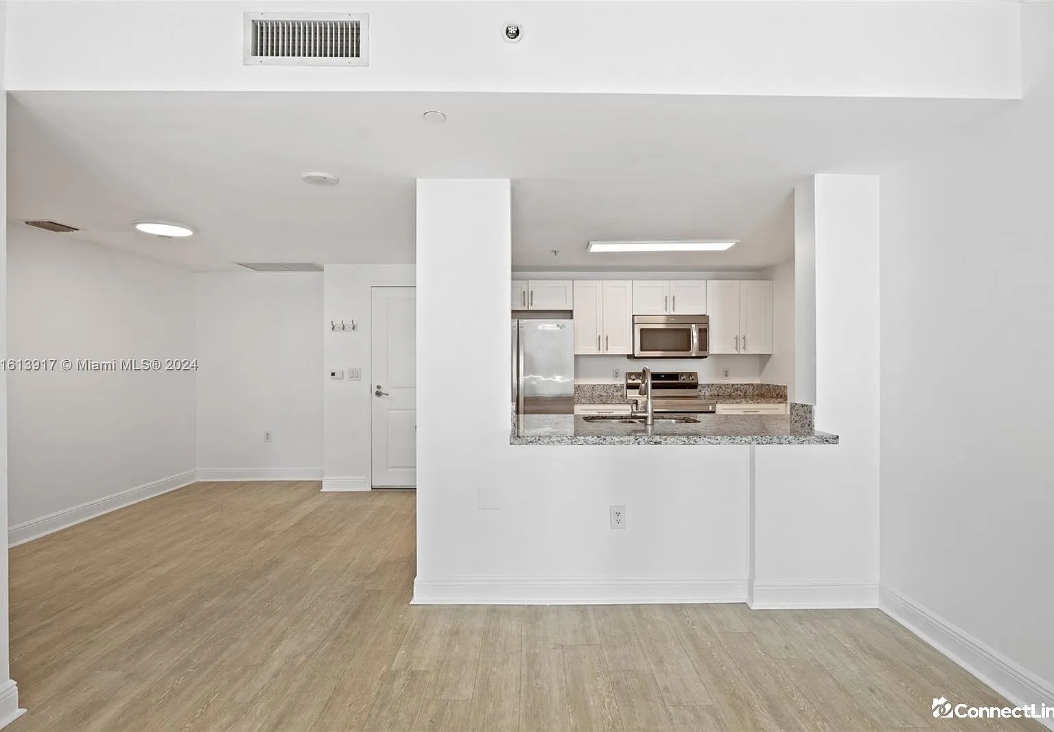 2 bed, 2.0 bath, $3,650 — Photo 2