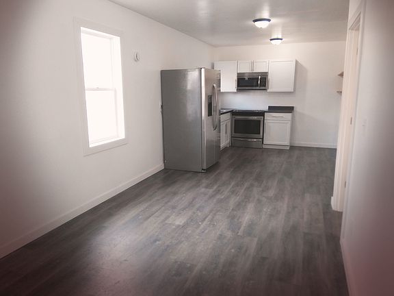 3rd image of 1553 Parkman Rd NW #2