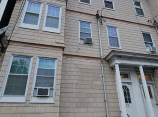 32 White St APT 3, Boston, MA 02128