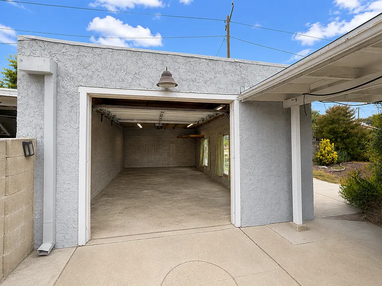 445 1/2 E Alisal Way — Photo 6