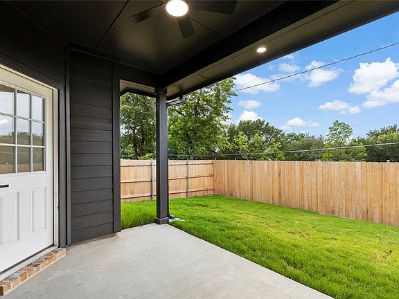3rd image of 1613 Avenue D