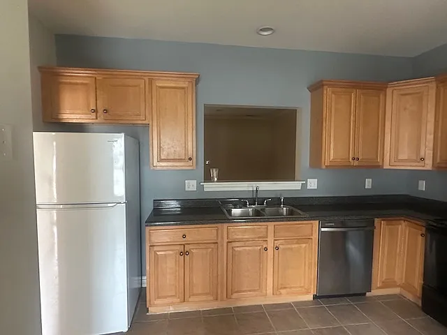 4236 Brook Creek Ln — Photo 20