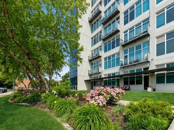 120 SW 5th St Unit 603, Des Moines, IA 50309