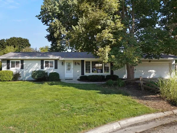 668 Tulip COURT, Oconomowoc, WI 53066