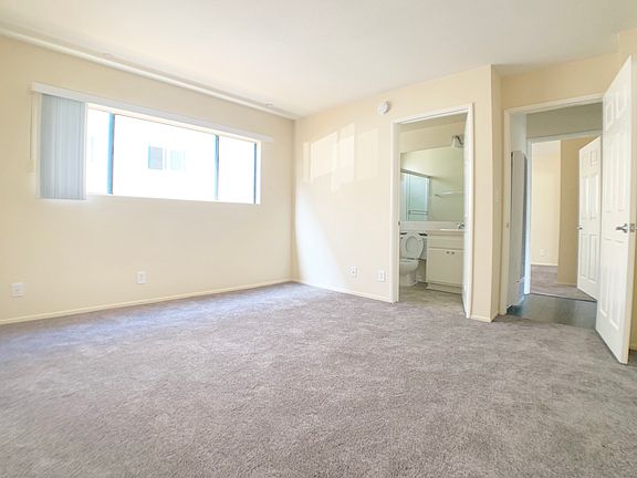 4th image of 3460 Jasmine Ave APT 201