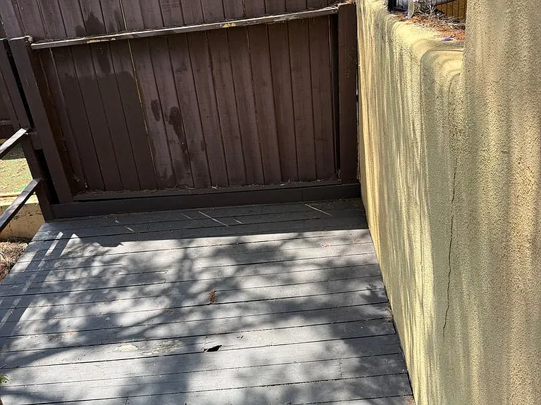 2071 Vista Del Mar Ave — Photo 8