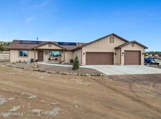8185 Autumn Dr, Flagstaff, AZ 86004