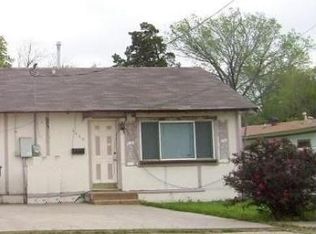 3439 W Clarendon Dr, Dallas, TX 75211