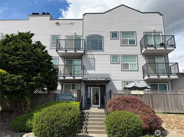124 SW 154th Street #302, Burien, WA 98166