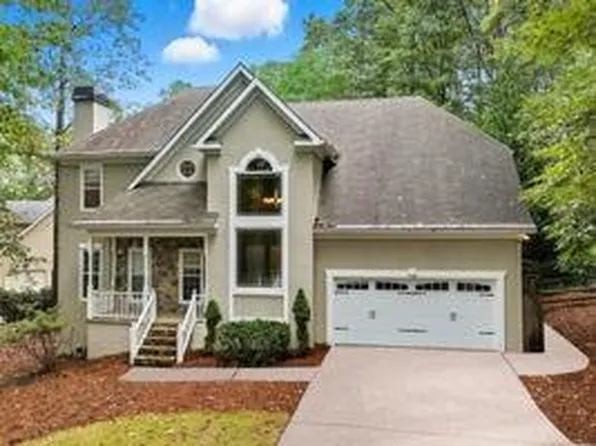 201 Colonial Dr, Woodstock, GA 30189