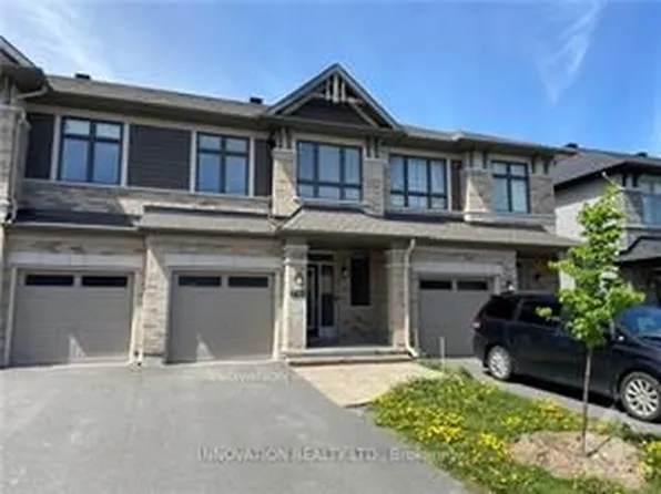 718 Guardian Grv, Ottawa, ON K1X 0B2