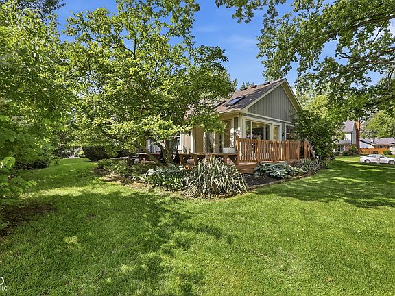 2nd image of 7711 Warbler Way