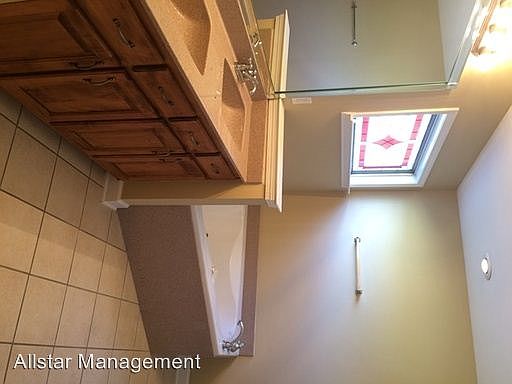 5th image of 3142 Forest Bend Dr
