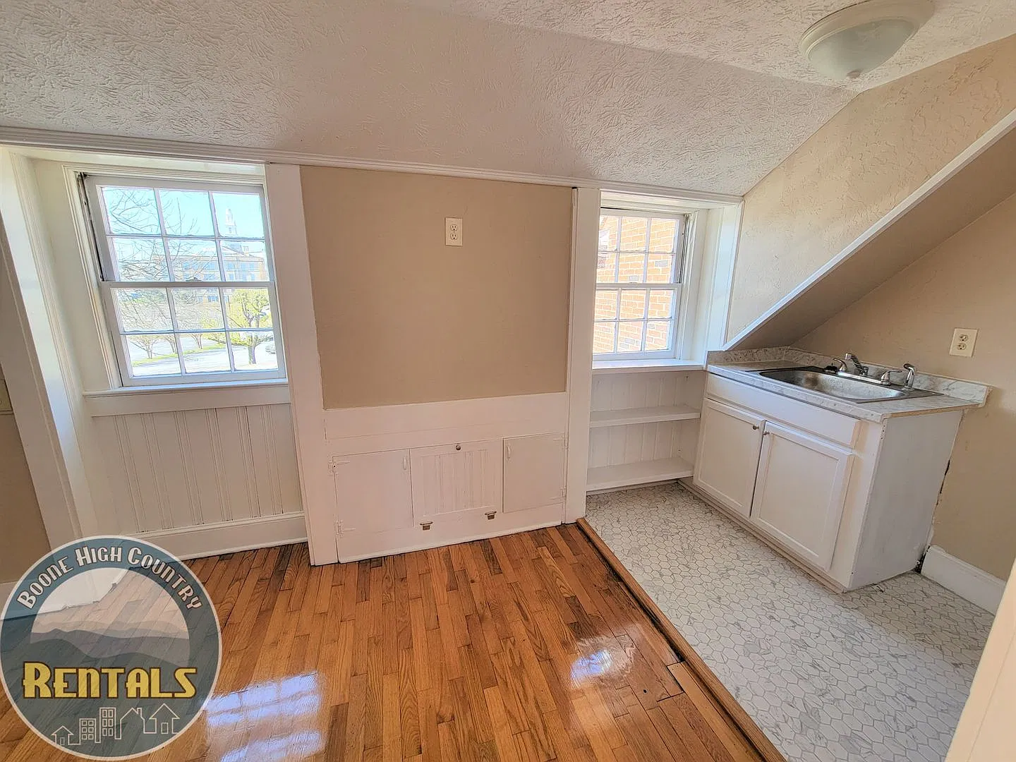 310 Ridge Street — Photo 4